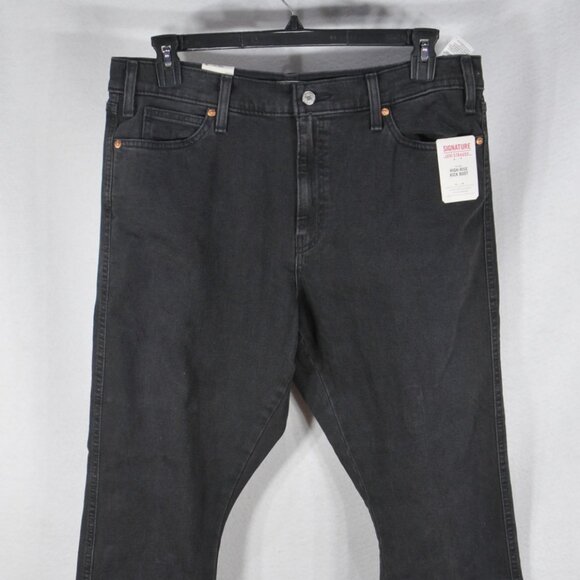Signature by Levi Strauss & Co. Women's Jeans 14 x 32 Denim Black NWT - Picture 1 of 4
